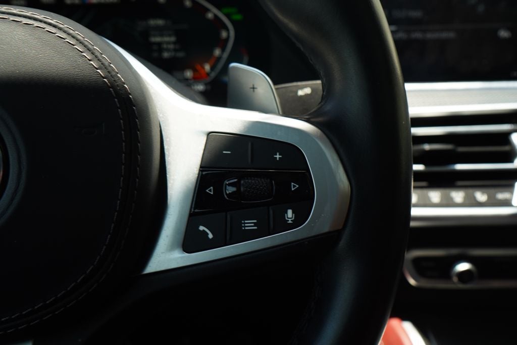 2021 BMW X6 M50i