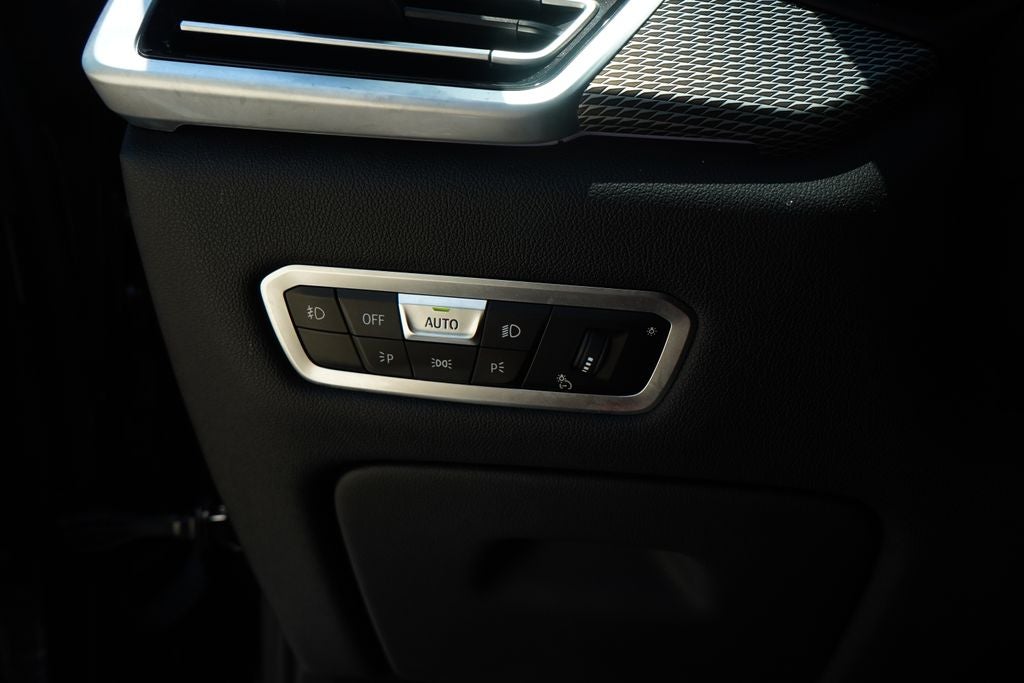 2021 BMW X6 M50i
