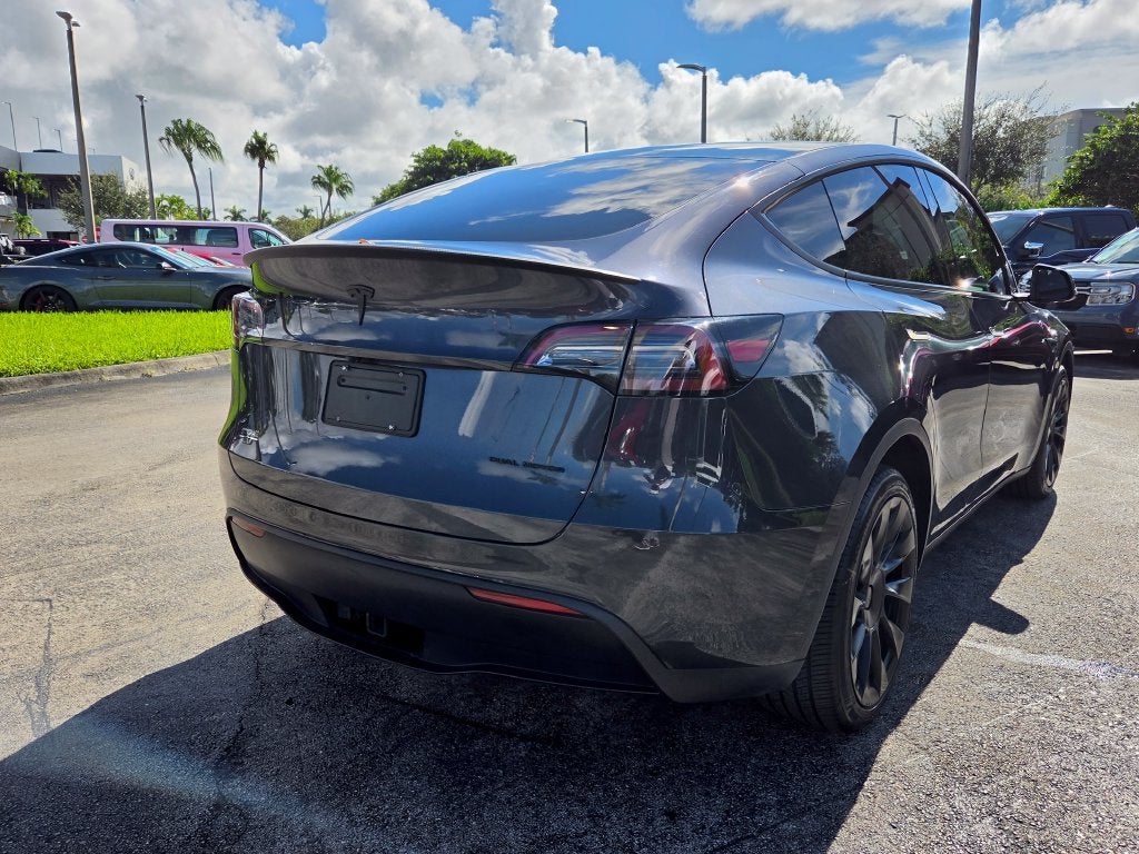 2024 Tesla Model Y Long Range