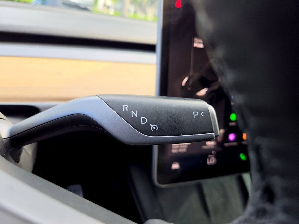 2024 Tesla Model Y Performance