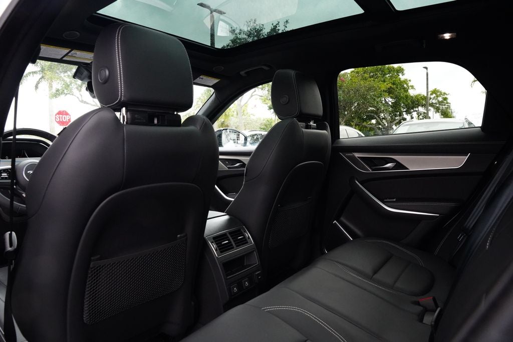 2026 Jaguar F-PACE P250 R-Dynamic S