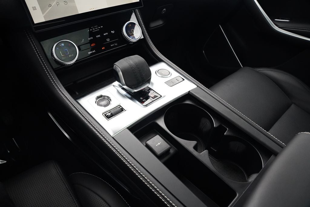 2026 Jaguar F-PACE P250 R-Dynamic S