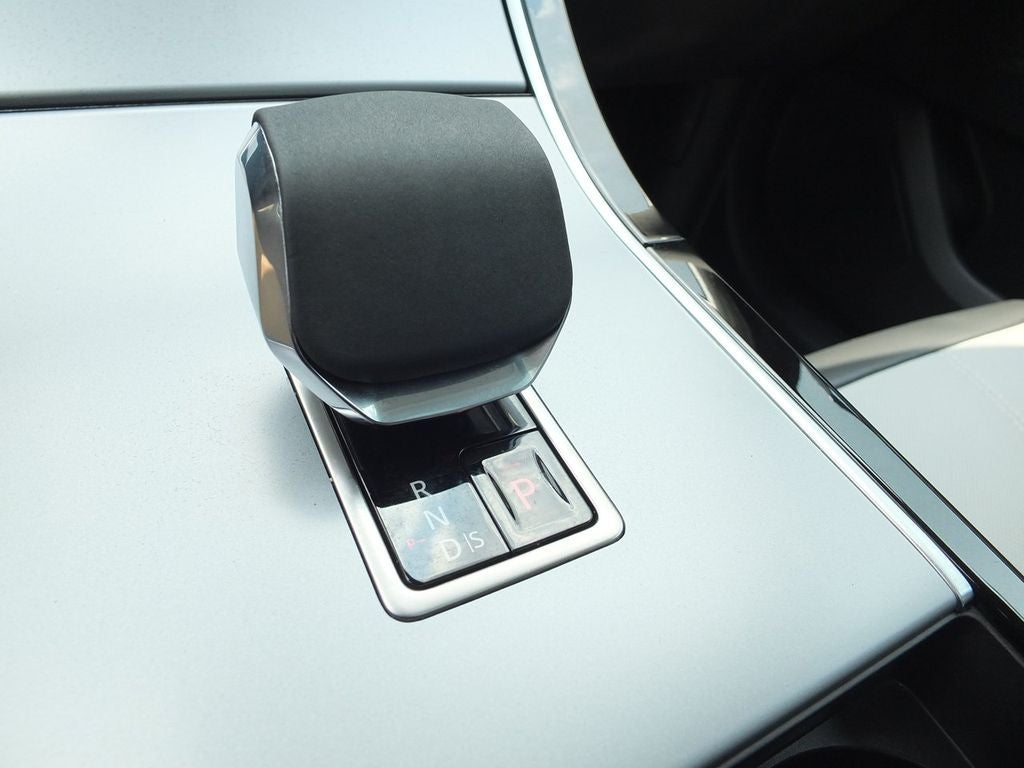 2025 Land Rover Range Rover Velar S