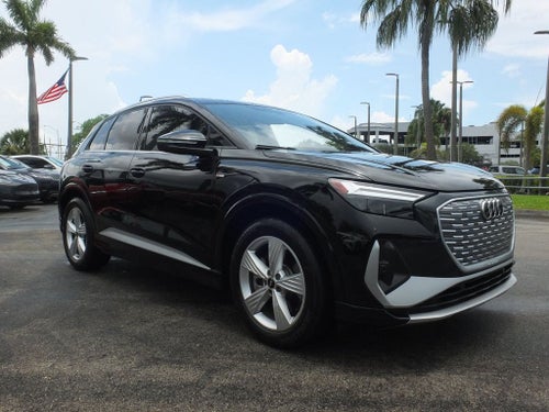 2024 Audi Q4 e-tron Premium quattro