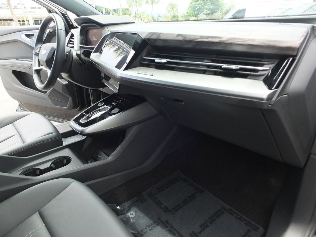 2024 Audi Q4 e-tron Premium quattro