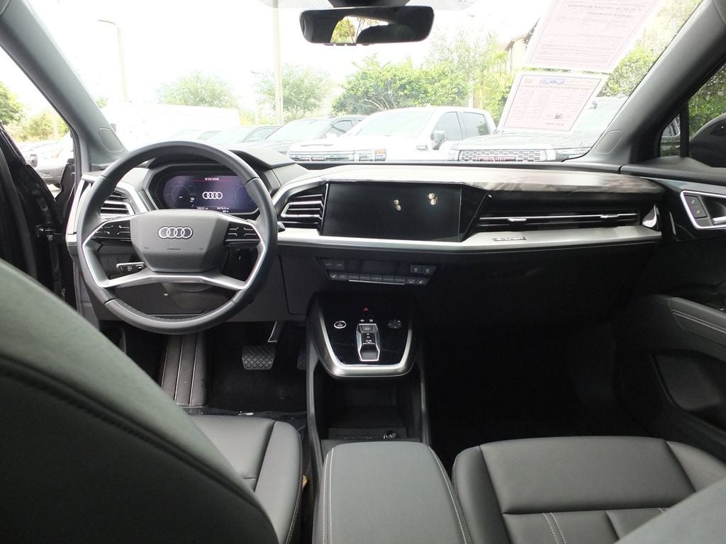 2024 Audi Q4 e-tron Premium quattro