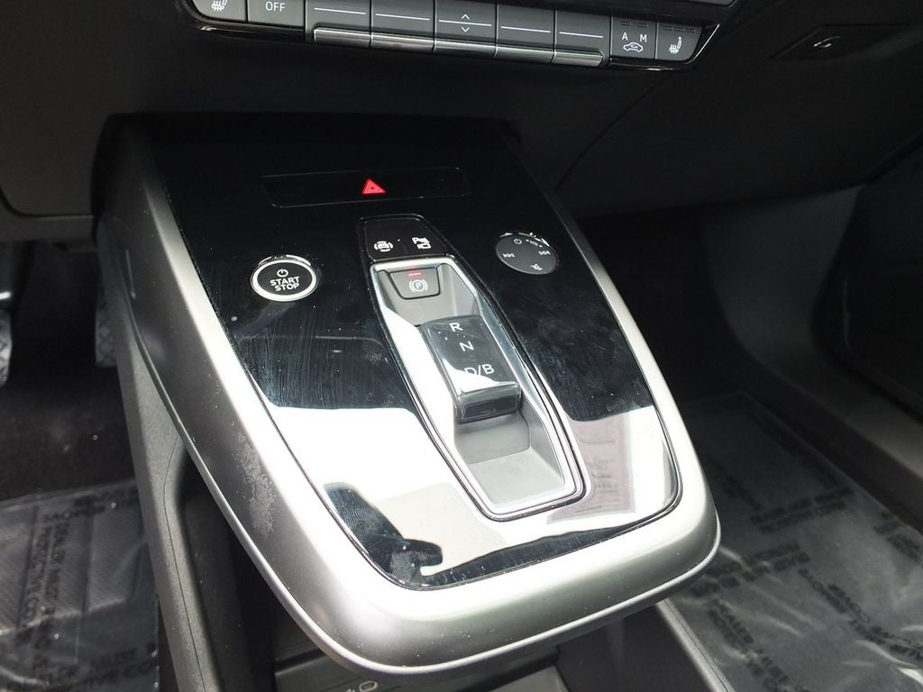 2024 Audi Q4 e-tron Premium quattro