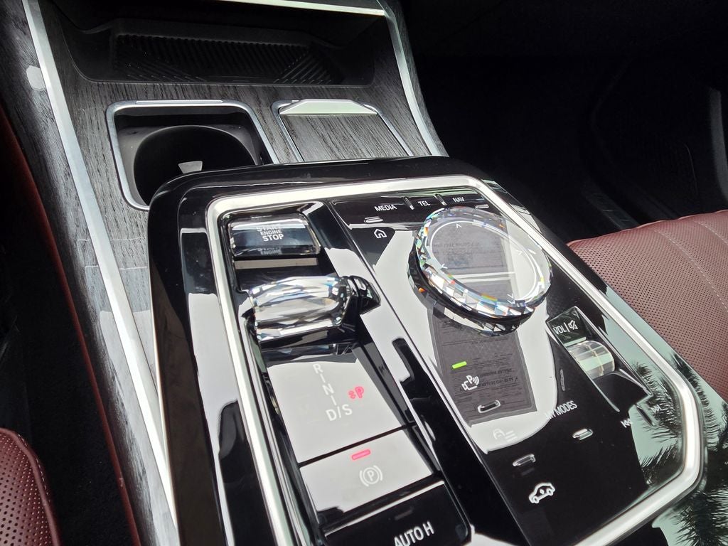 2024 BMW 7 Series 760i xDrive