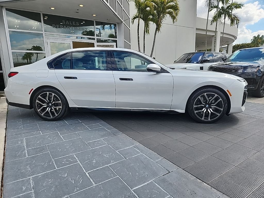 2023 BMW 7 Series 760i xDrive