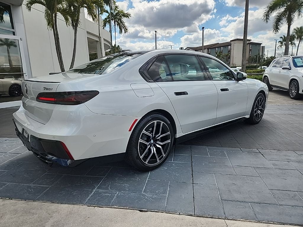 2023 BMW 7 Series 760i xDrive