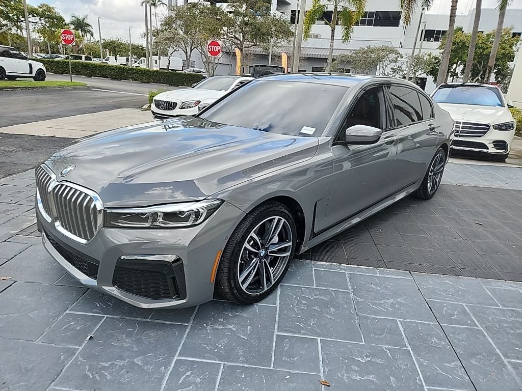 2020 BMW 7 Series 750i xDrive M SPORT, EXECUTIVE PACKAGE, & MORE!!