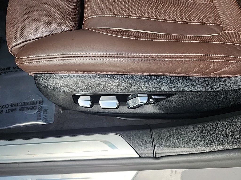 2020 BMW 7 Series 750i xDrive M SPORT, EXECUTIVE PACKAGE, & MORE!!