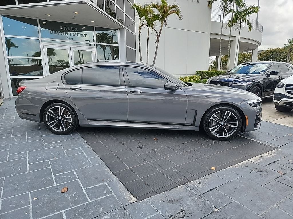 2020 BMW 7 Series 750i xDrive M SPORT, EXECUTIVE PACKAGE, & MORE!!