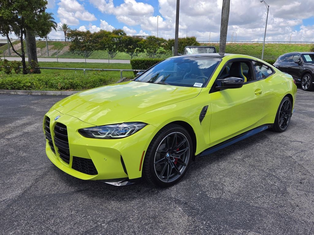 2021 BMW M4 Competition YAS MARINA CARBON BUCKETS