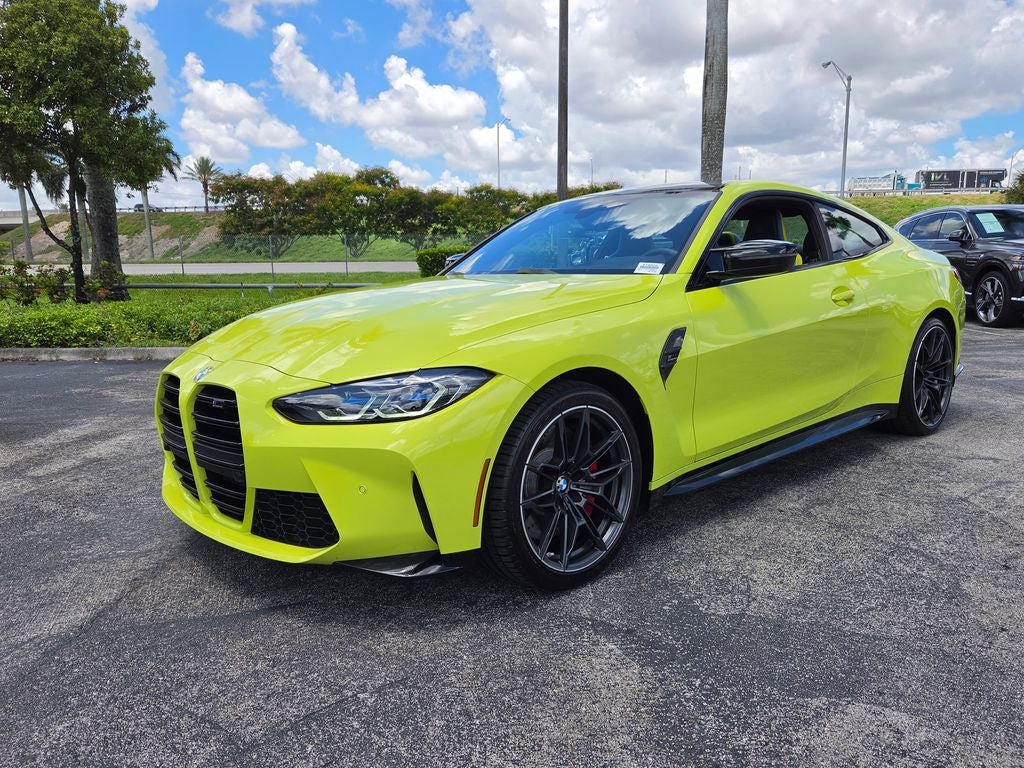 2021 BMW M4 Competition YAS MARINA CARBON BUCKETS