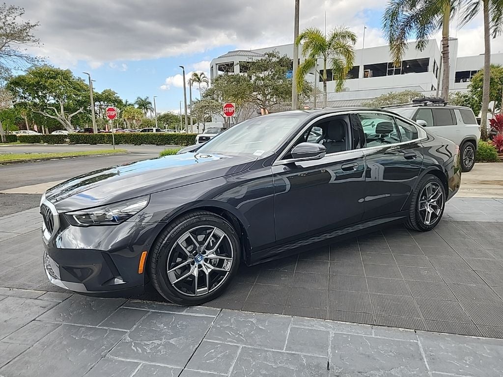 2025 BMW i5 eDrive40