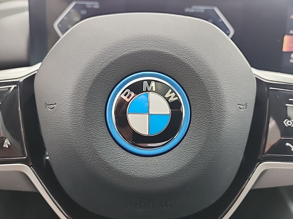 2025 BMW i5 eDrive40