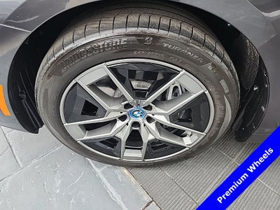 2025 BMW i5 eDrive40