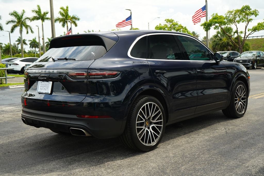 2022 Porsche Cayenne Base