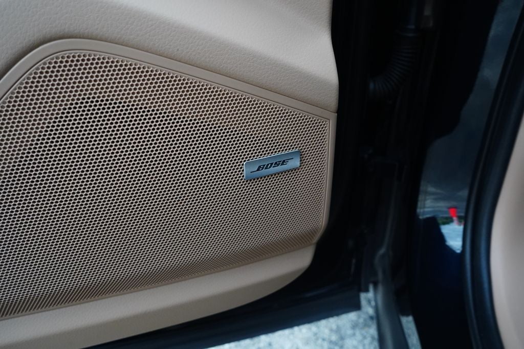 2022 Porsche Cayenne Base