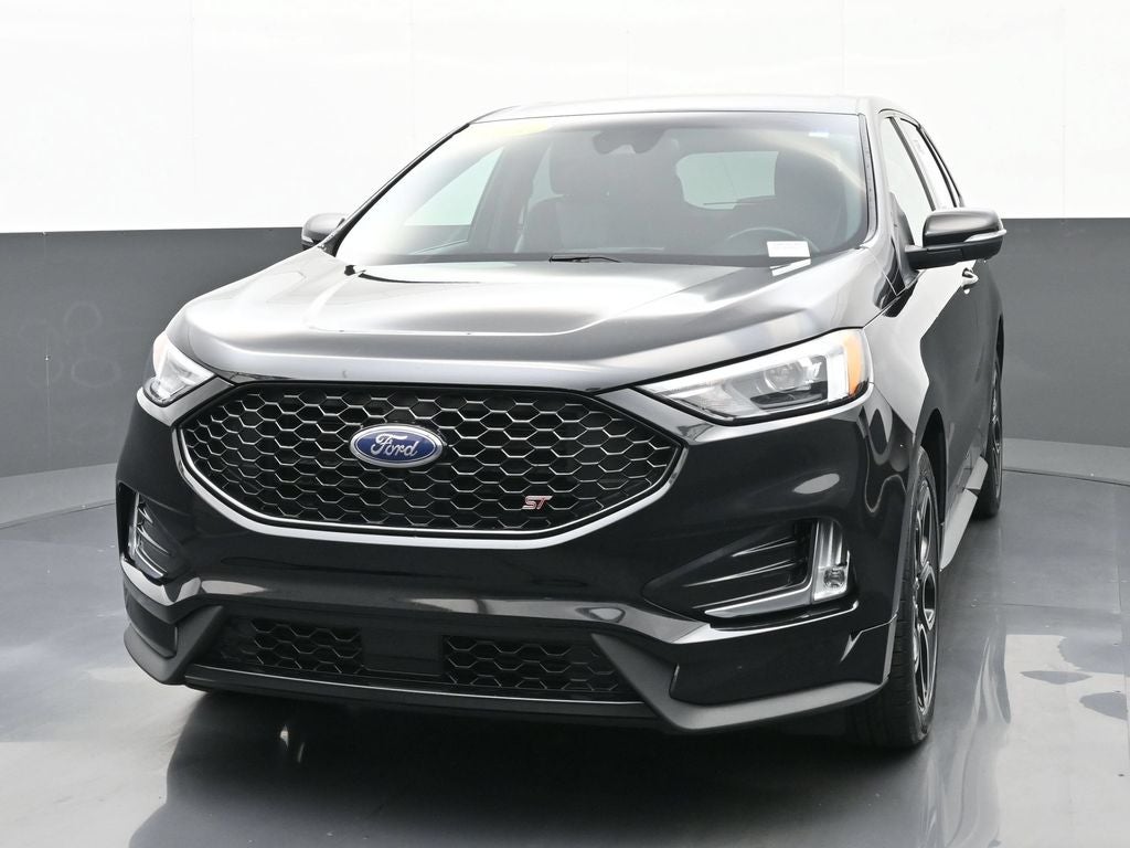2021 Ford Edge ST