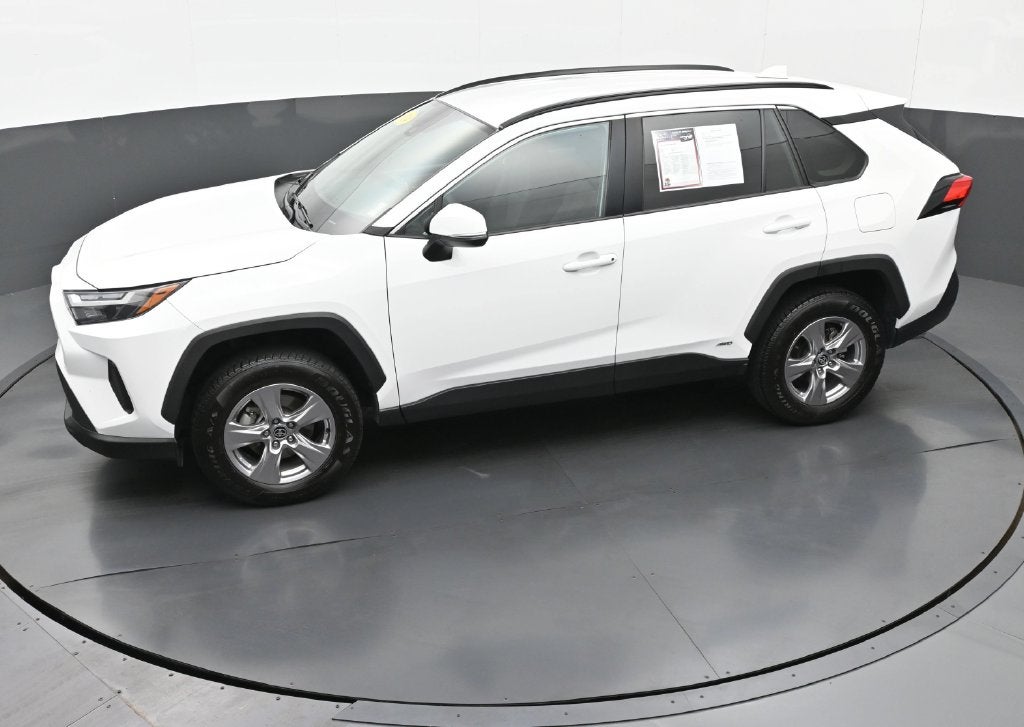 2024 Toyota RAV4 Hybrid XLE