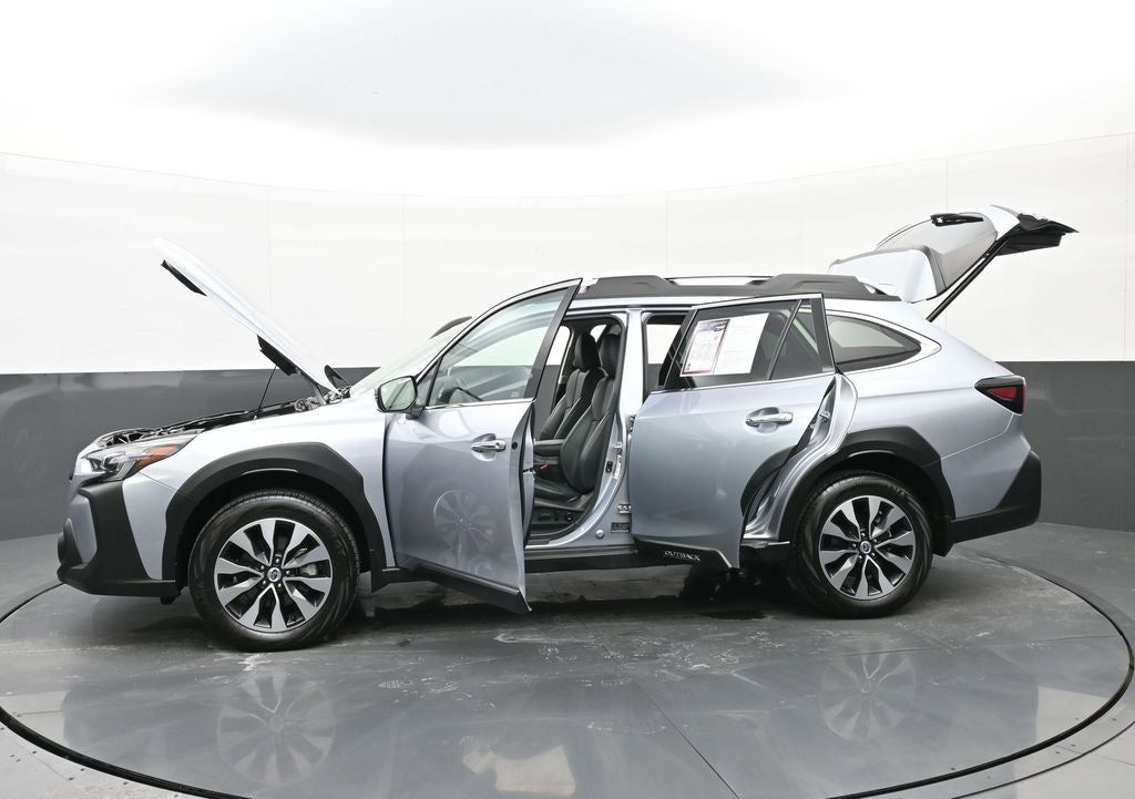 2025 Subaru Outback Touring XT