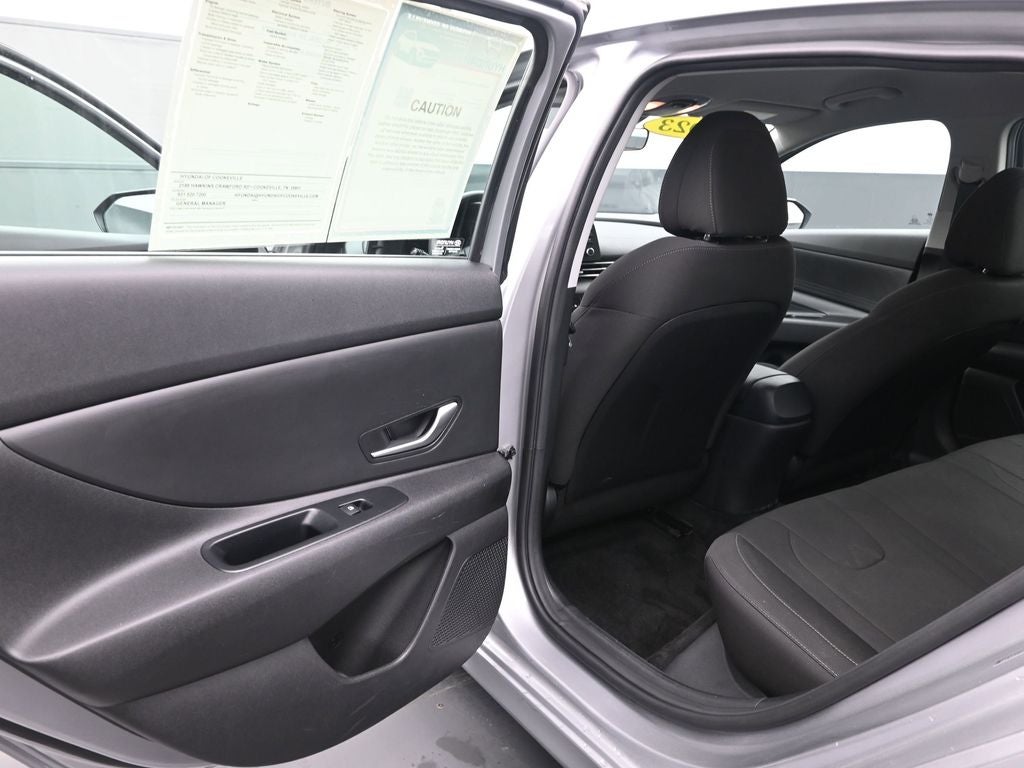 2023 Hyundai Elantra SEL