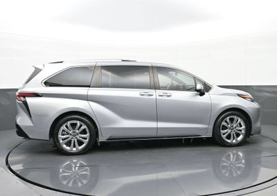 2021 Toyota Sienna Platinum 7 Passenger