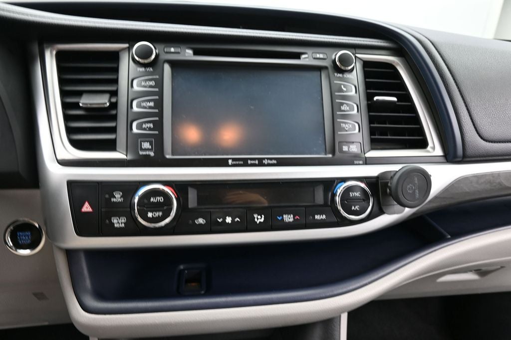 2017 Toyota Highlander Limited Platinum