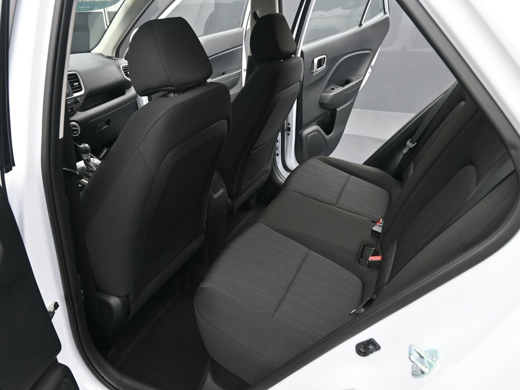 2025 Hyundai Venue SE