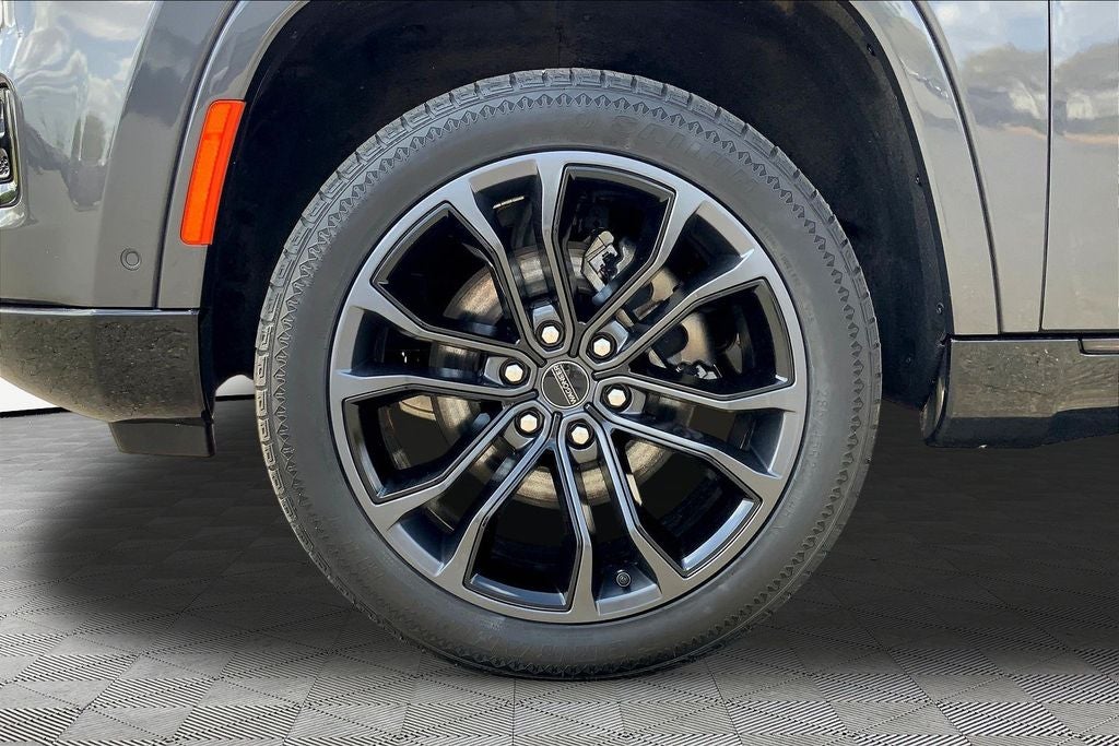 2024 Jeep Grand Wagoneer L Series II