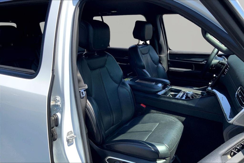 2022 Jeep Wagoneer Series II