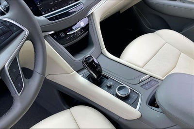 2022 Cadillac XT5 FWD Premium Luxury