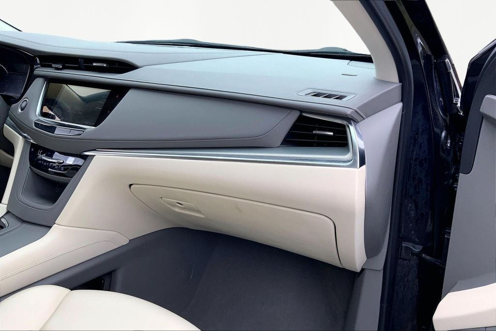 2022 Cadillac XT5 FWD Premium Luxury
