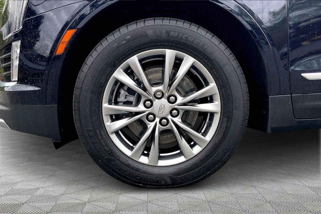2022 Cadillac XT5 FWD Premium Luxury