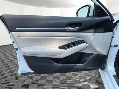 2025 Nissan Altima SL