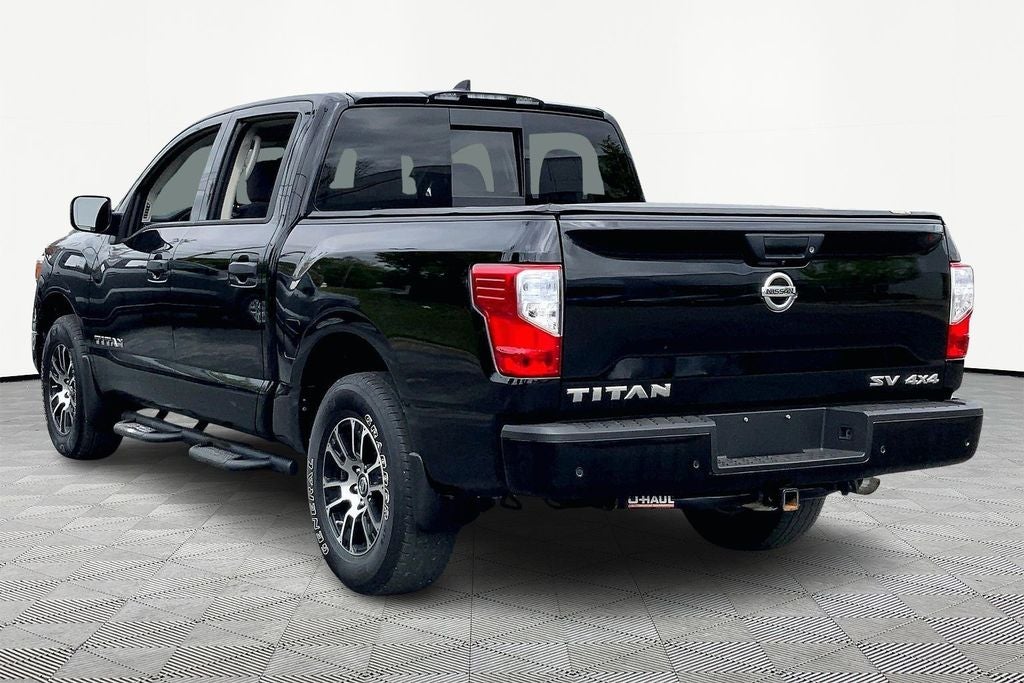 2022 Nissan Titan SV