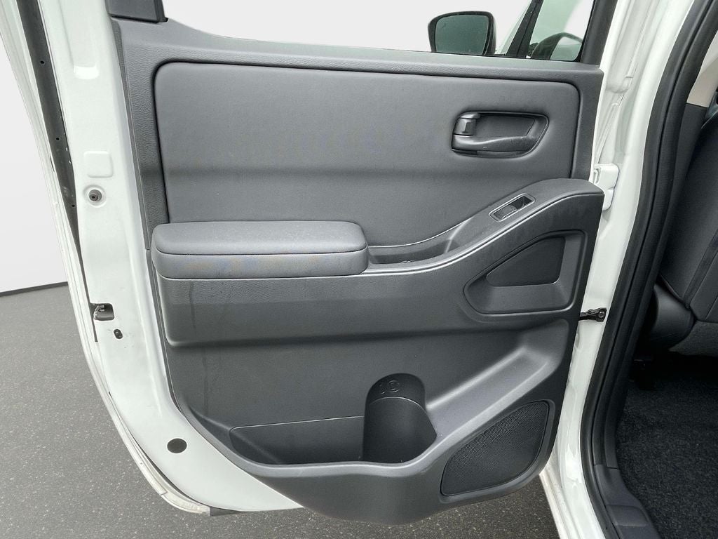 2024 Nissan Frontier S