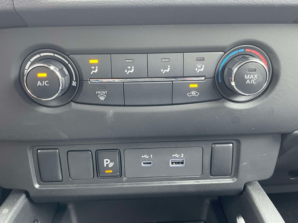 2024 Nissan Frontier S