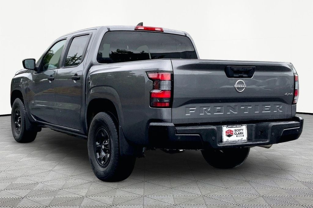 2022 Nissan Frontier S