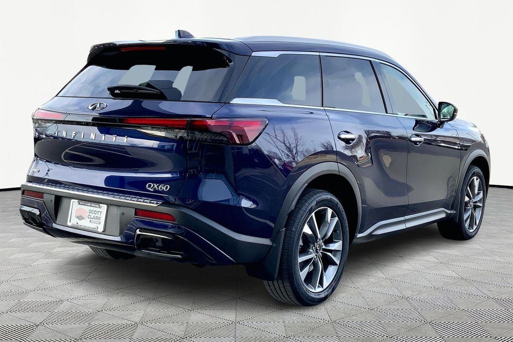 2023 INFINITI QX60 LUXE