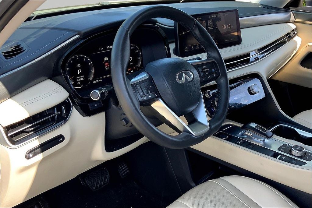 2023 INFINITI QX60 LUXE