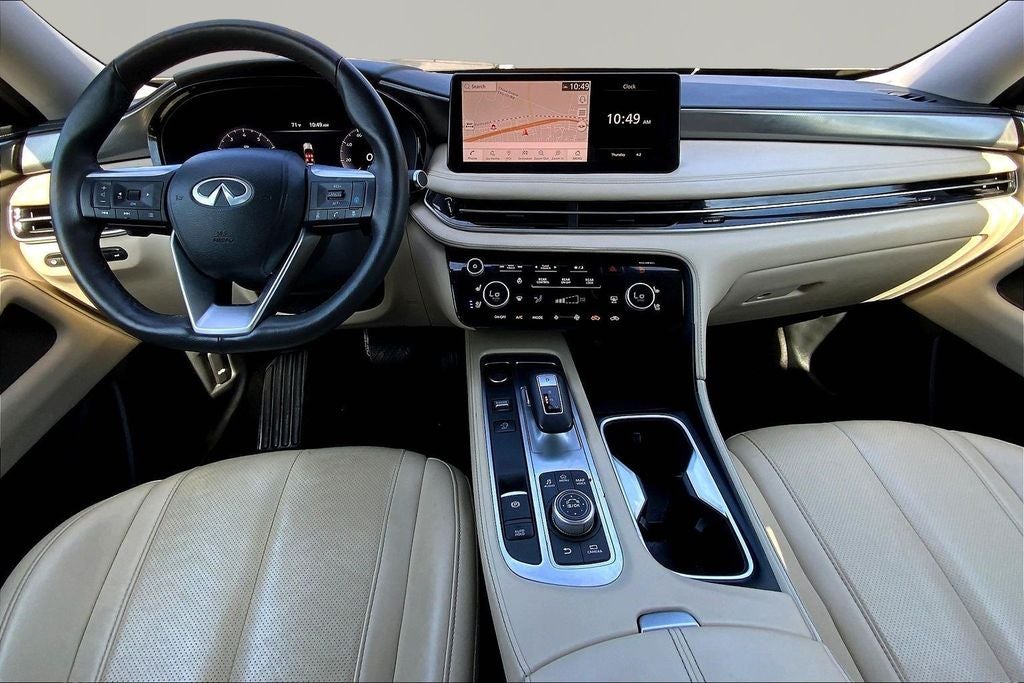 2023 INFINITI QX60 LUXE