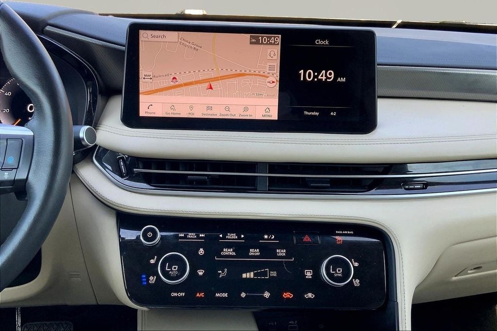 2023 INFINITI QX60 LUXE