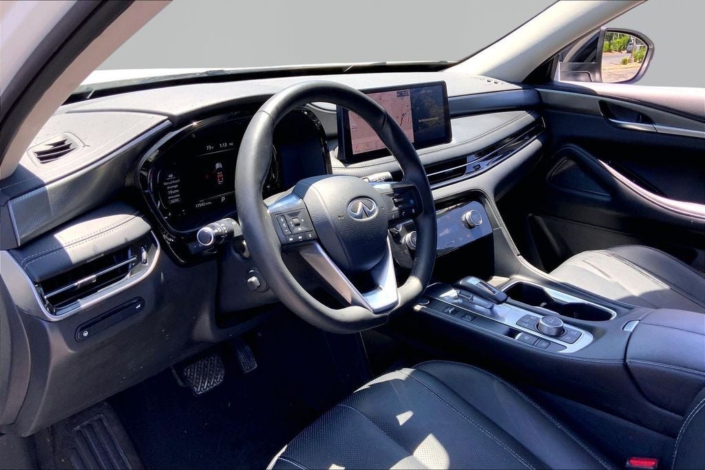 2024 INFINITI QX60 LUXE