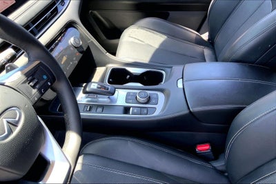 2024 INFINITI QX60 LUXE