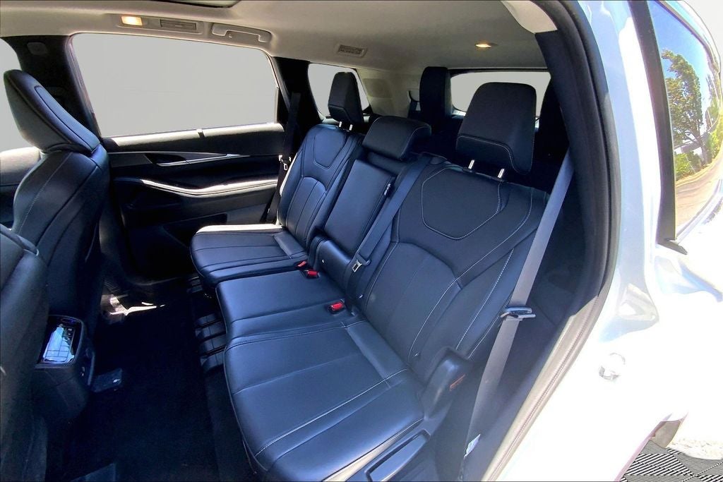 2024 INFINITI QX60 LUXE