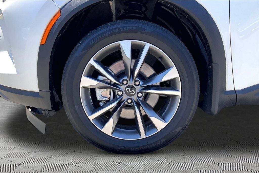 2024 INFINITI QX60 LUXE