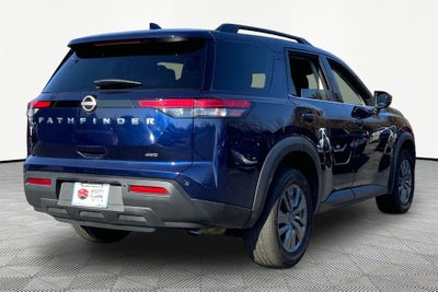 2025 Nissan Pathfinder SV